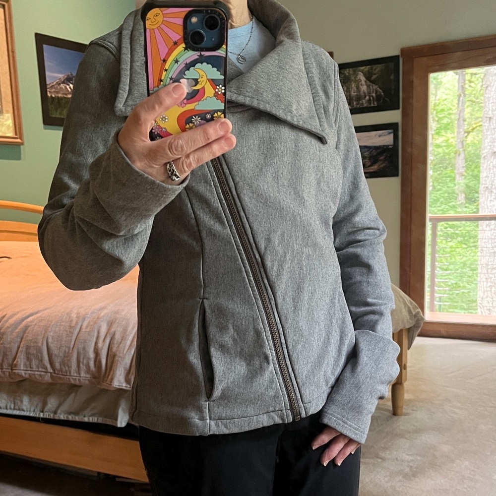 Athleta Gray Asymmetrical Zip Jacket